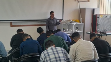 برگزاری دوره آموزشی تخصصی «کشت گیاهان گلخانه‌ای» ویژه پرسنل وظیفه سپاه ناحیه خرم‌آباد